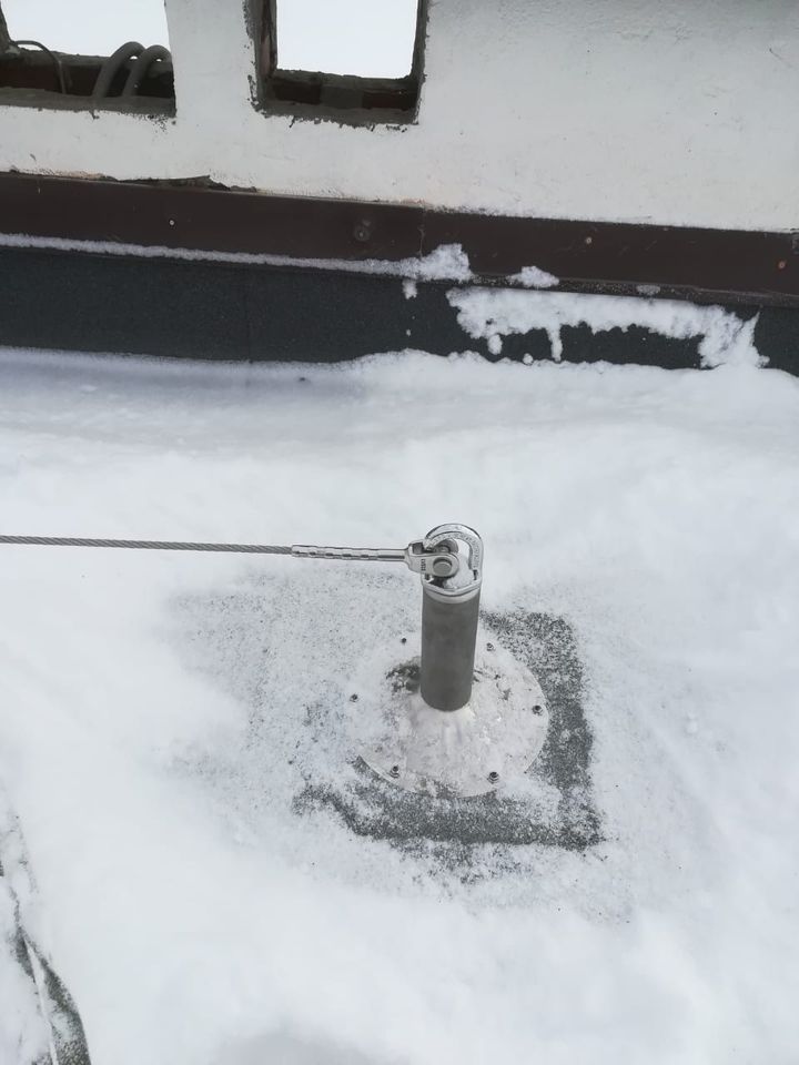 Бетонная кровля. Анкерные линии