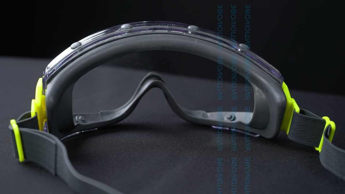 Очки закрытые «SAJAMA»