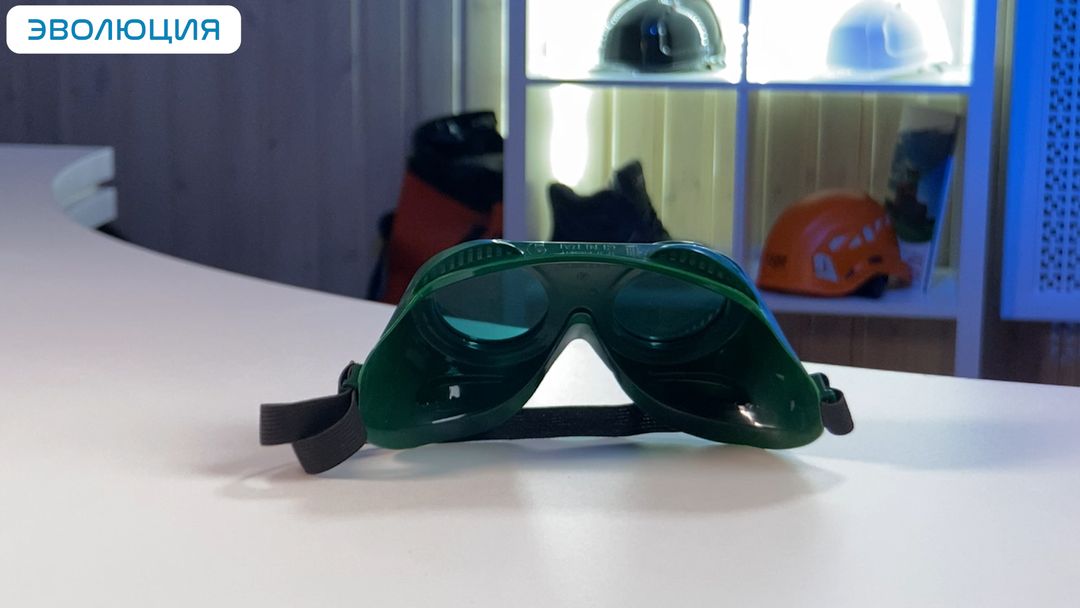 Очки закрытые газосварщика «ЗН62 General»