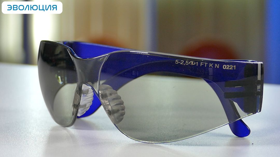 Очки защитные «О17 Hammer Active» Strong Glass