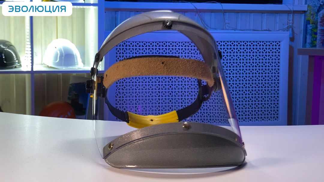 Щиток защитный термостойкий «НБТ2/С» Визион Tempo Titan Rapid (храповик) с подборотником