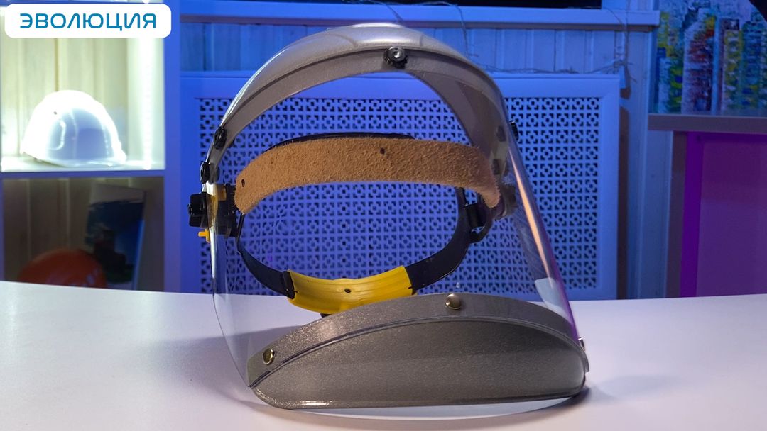 Щиток защитный термостойкий «НБТ2/С» Визион Tempo Titan Rapid (храповик) с подборотником