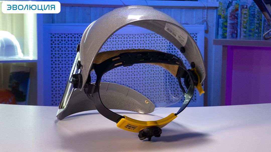 Щиток защитный термостойкий «НБТ2/С» Визион Tempo Titan Rapid (храповик) с подборотником