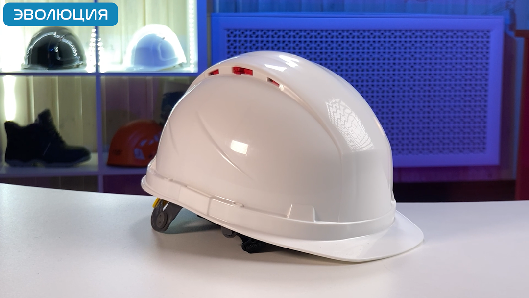 Каска белая «RFI-3 Biot Zen» (кнопка)