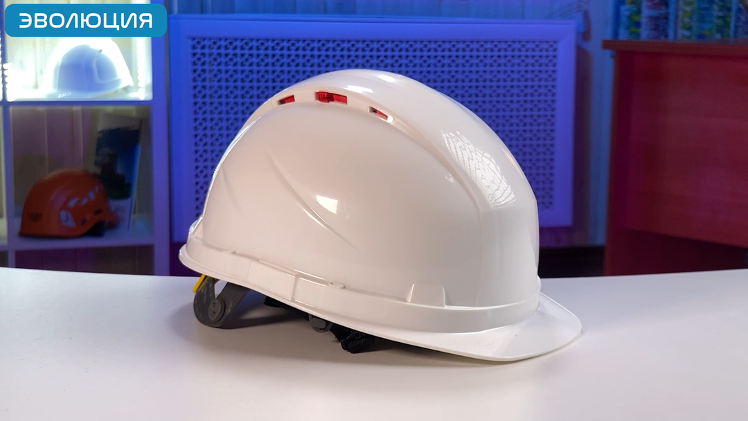 Каска белая «RFI-3 Biot Zen» (кнопка)