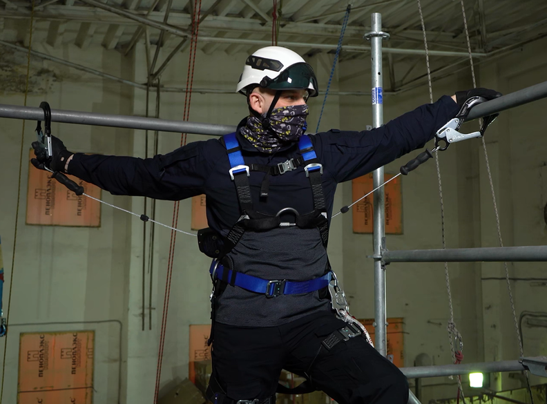 Привязь страховочная «DVX 08»  