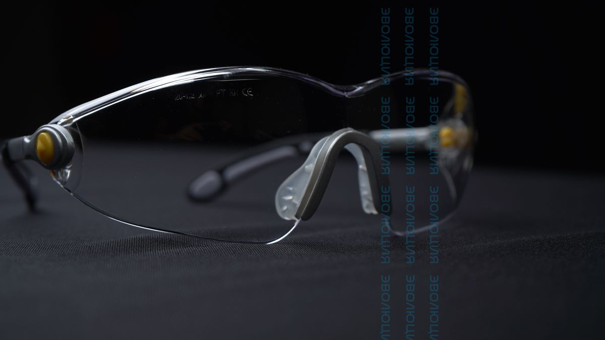 Очки защитные «Vulcano2 Plus Clear» с покрытием от царапания и запотевания