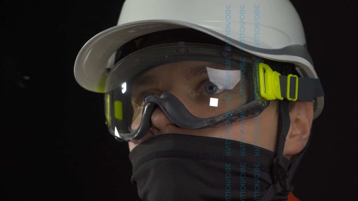 Очки закрытые «SAJAMA»