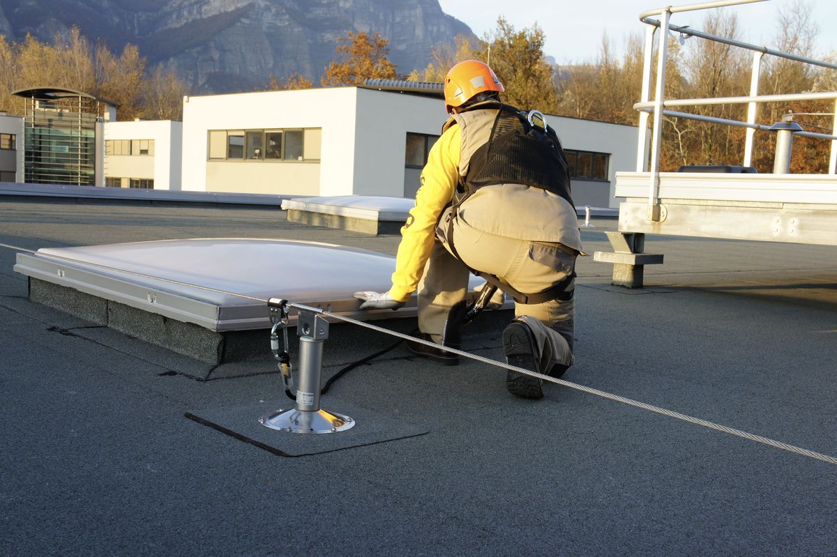 Бетонная кровля. Анкерные линии