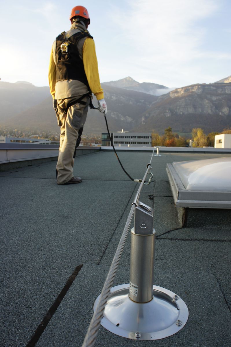 Бетонная кровля. Анкерные линии