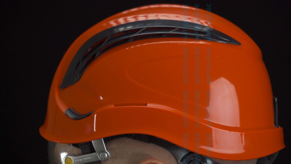 Каска «Granite Wind» для работ на высоте