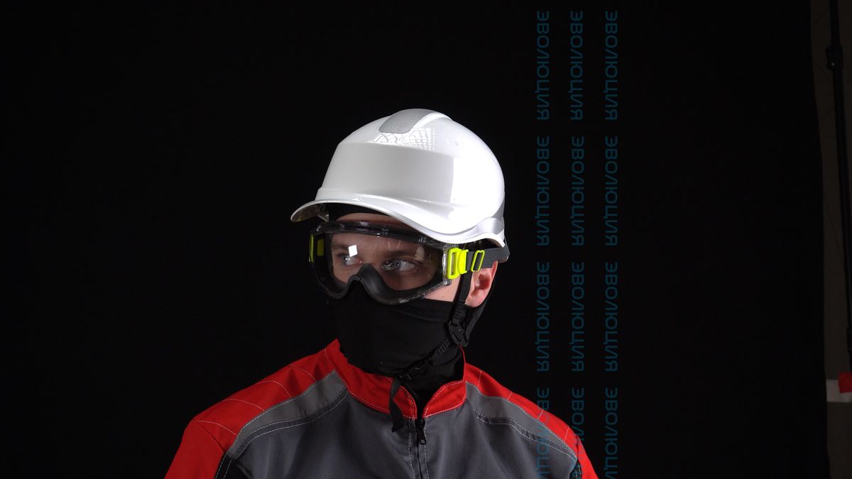 Очки закрытые «SAJAMA»